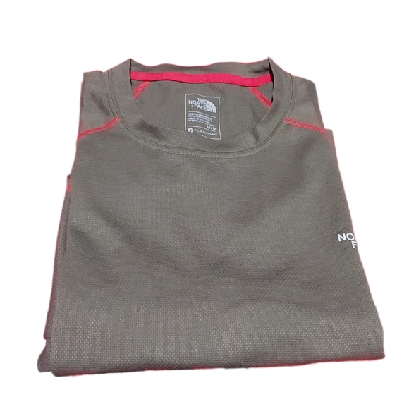 The North Face Men's FLASHDRY Pullover Size M - Picture 5 of 5